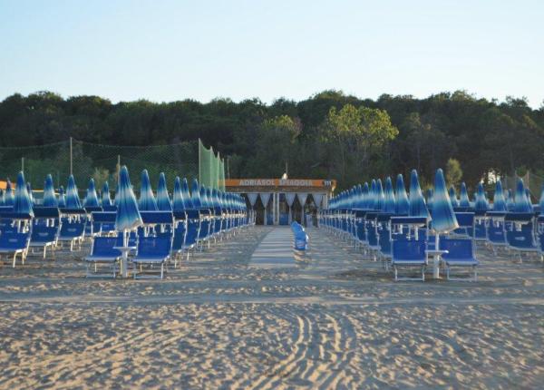 hotelbassetti en june-2-long-weekend-offer-cervia-with-beach-included 004